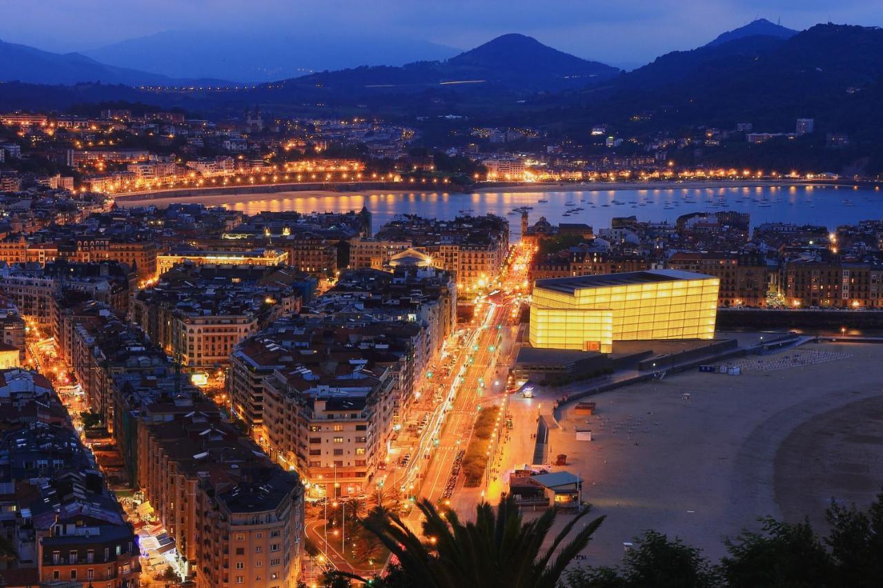 Pension Regil San Sebastián Eksteriør bilde